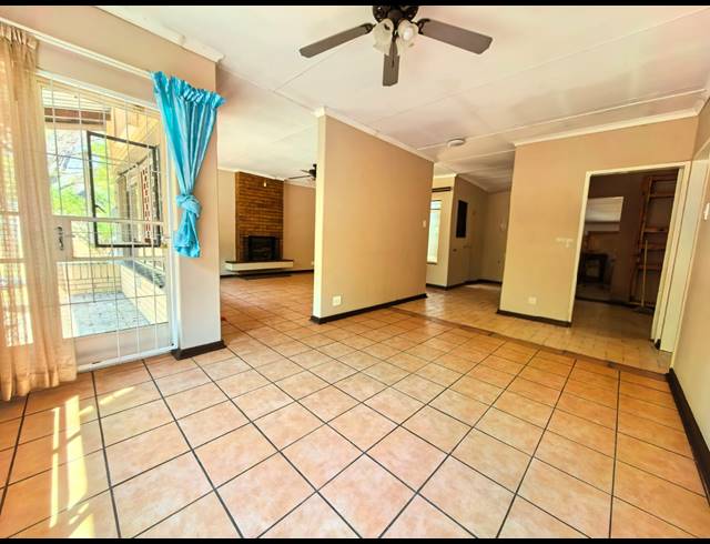 3 BEDROOM HOUSE FOR SALE IN SASOLBURG EXT 23
